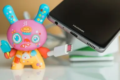 Huawei использует открытую платформу информсервисов для содействия цифровой трансформации